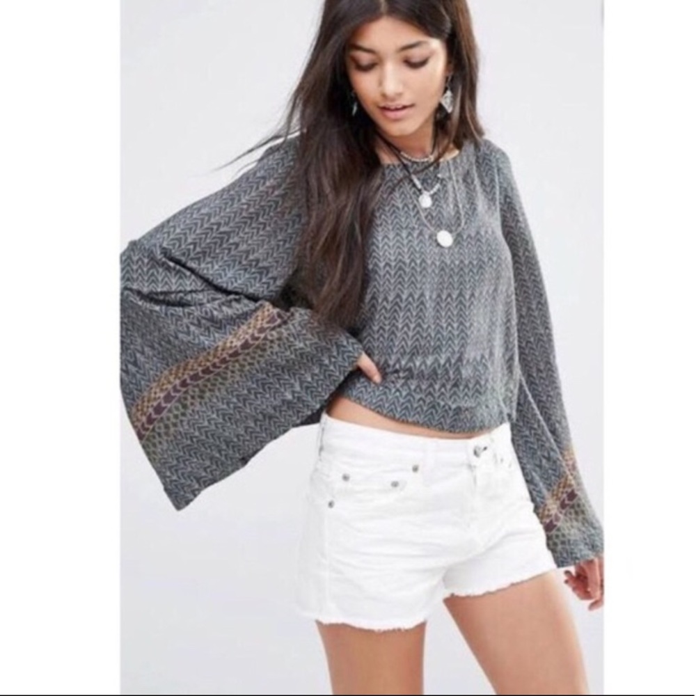Free People cropped blouse bell sleeves xsmall